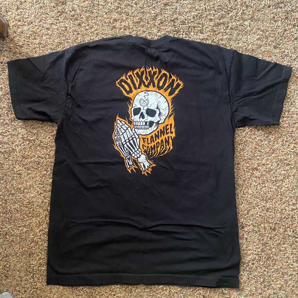 Dixxon Flannel Skull Tee! Size XL!!